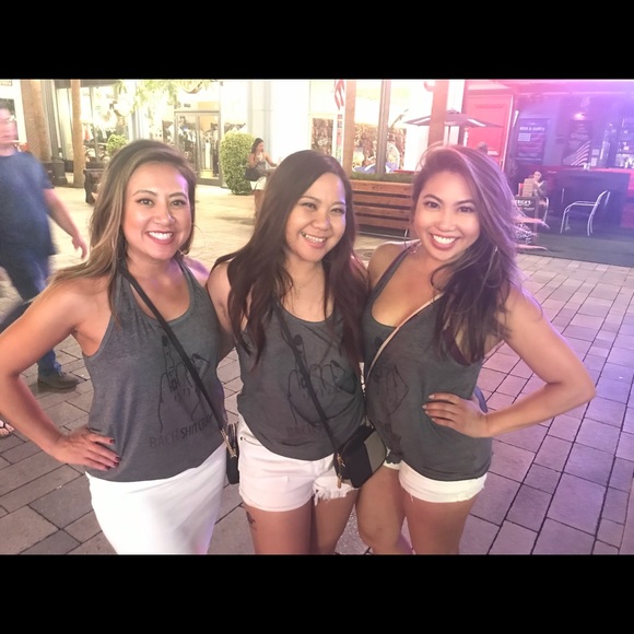 Meet your Posher, Jennifer - Picture 2 of 3